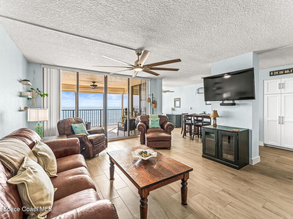 2815 S Atlantic Avenue, Cocoa Beach, FL 32931