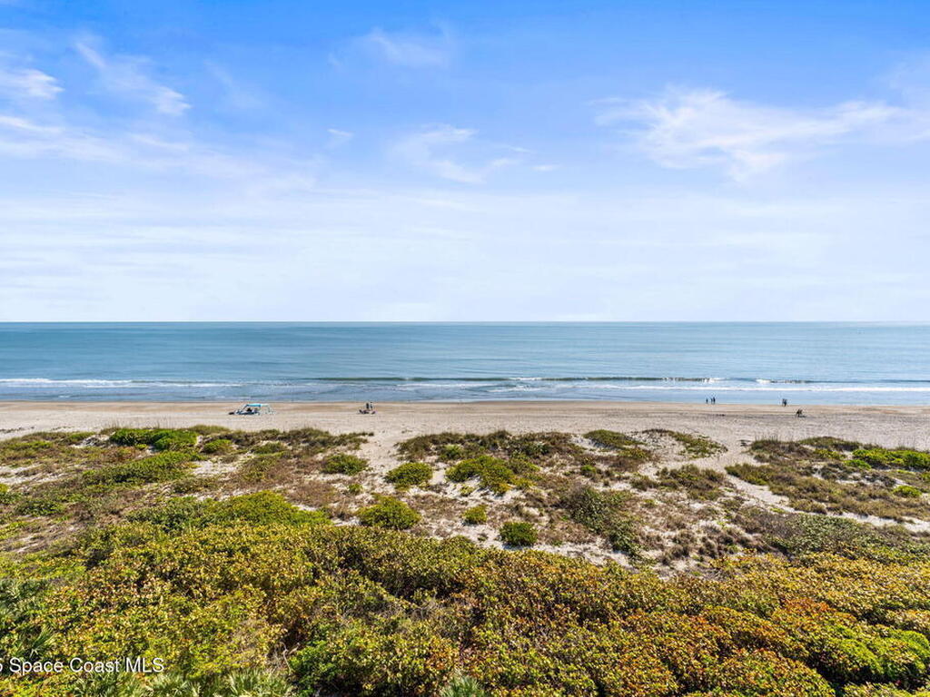 2815 S Atlantic Avenue, Cocoa Beach, FL 32931