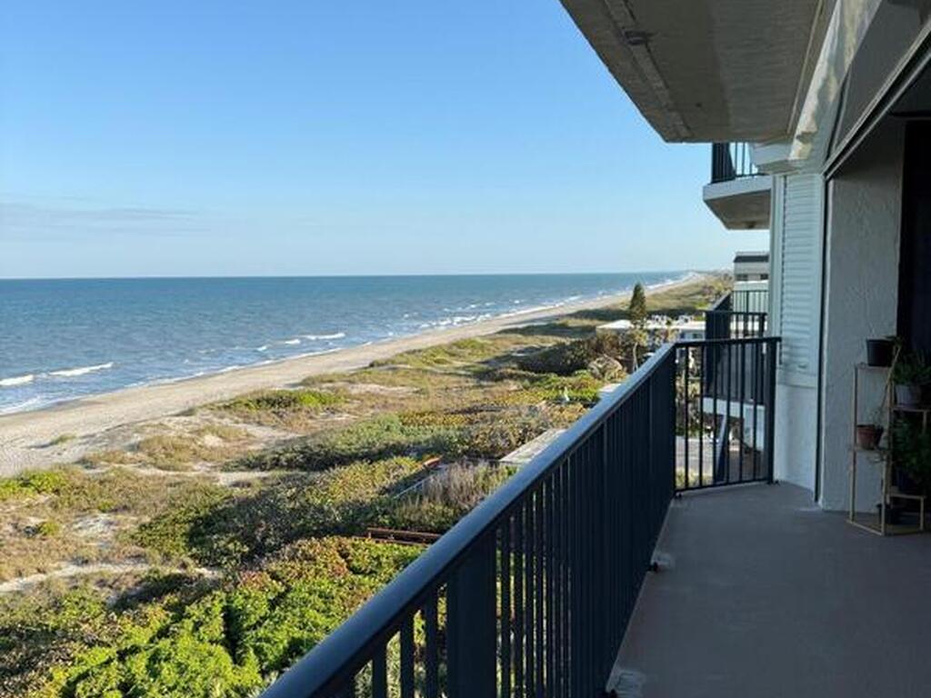 2815 S Atlantic Avenue, Cocoa Beach, FL 32931