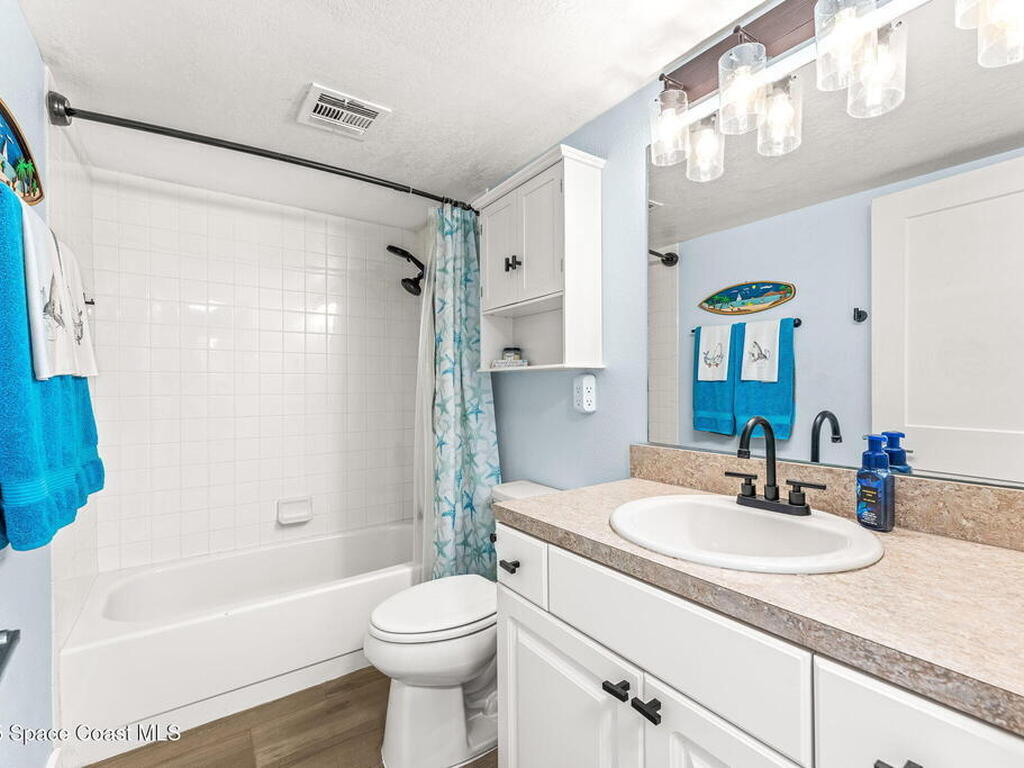 2815 S Atlantic Avenue, Cocoa Beach, FL 32931