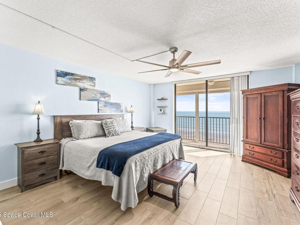2815 S Atlantic Avenue, Cocoa Beach, FL 32931
