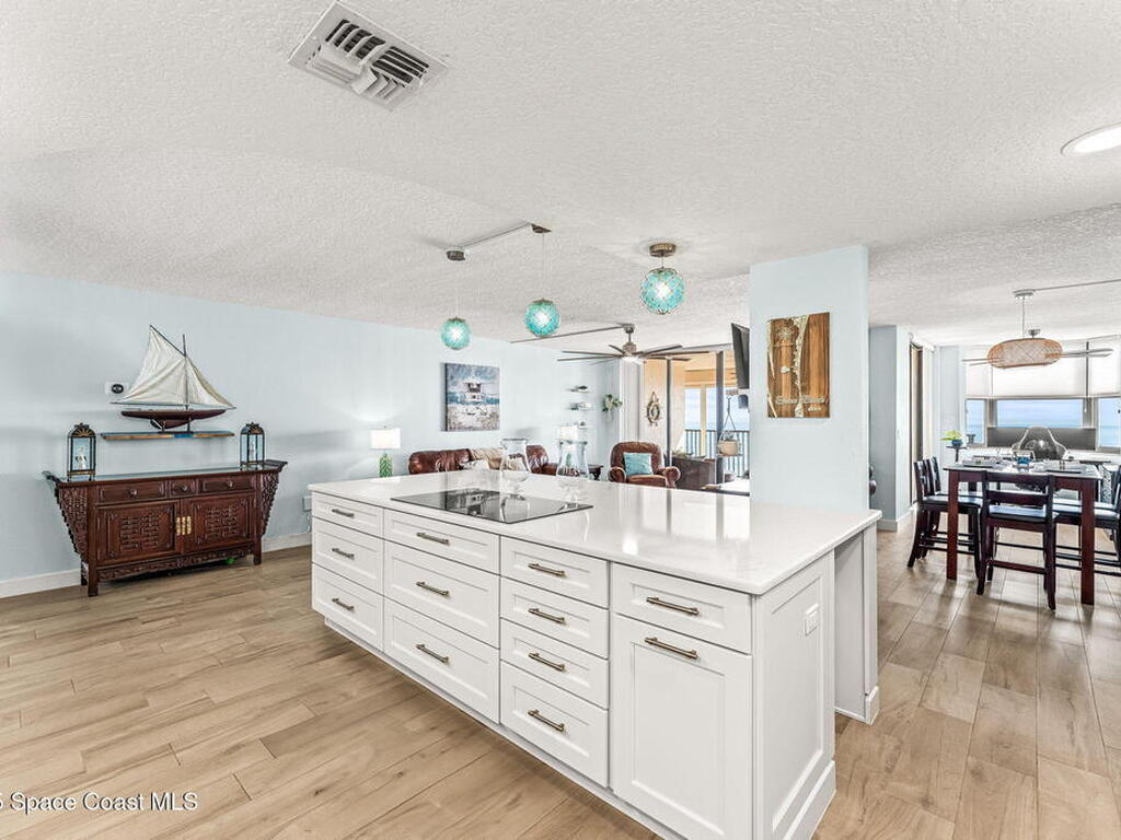 2815 S Atlantic Avenue, Cocoa Beach, FL 32931