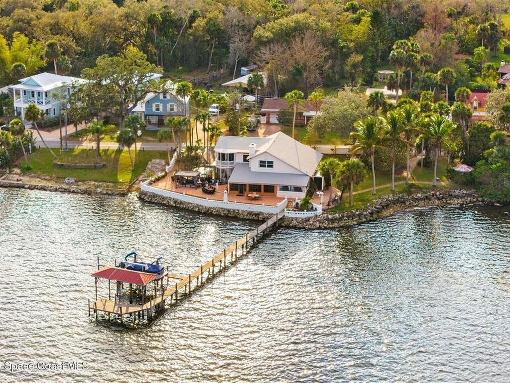 4270 Indian River Drive, Cocoa, FL 32927