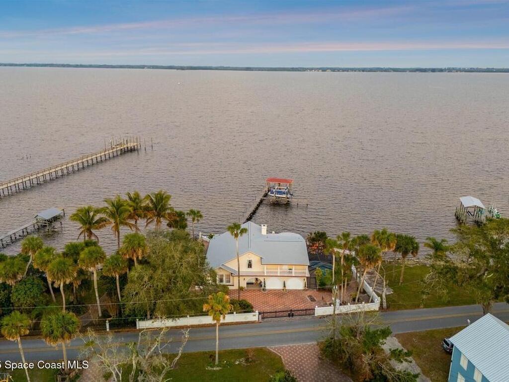 4270 Indian River Drive, Cocoa, FL 32927