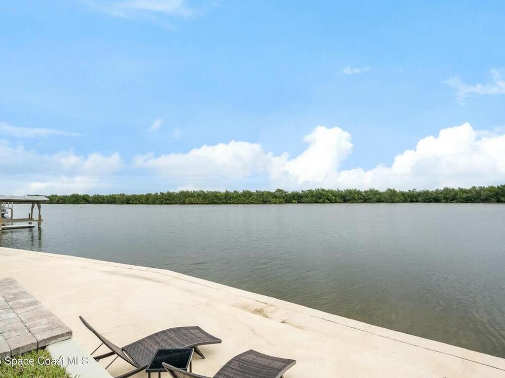 1470 Sykes Creek Drive, Merritt Island, FL 32953