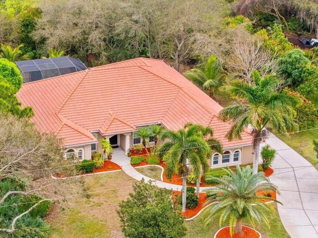 4443 Long Lake Road, Melbourne, FL 32934