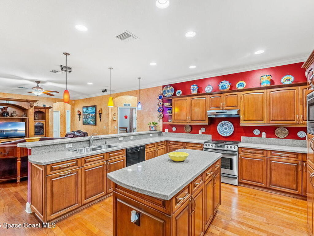 4443 Long Lake Road, Melbourne, FL 32934