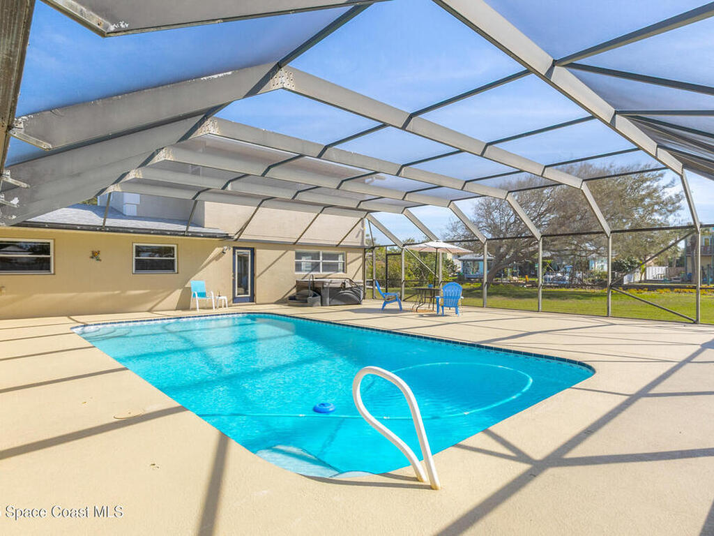 1529 Bay Shore Drive, Cocoa Beach, FL 32931