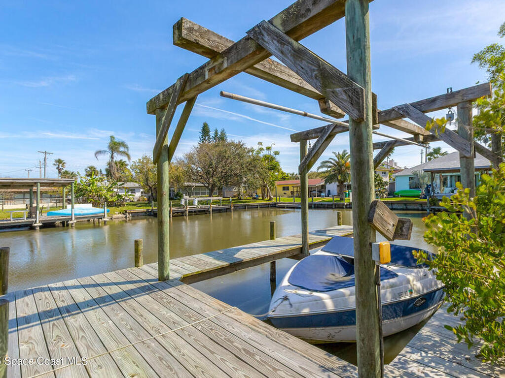 1529 Bay Shore Drive, Cocoa Beach, FL 32931