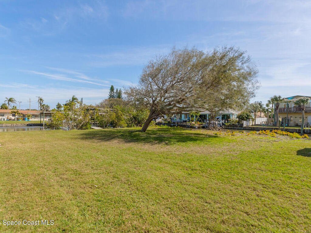 1529 Bay Shore Drive, Cocoa Beach, FL 32931