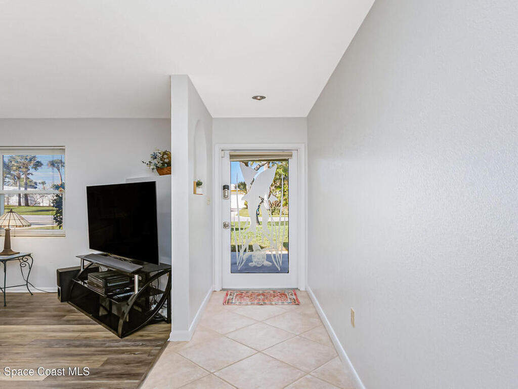 1529 Bay Shore Drive, Cocoa Beach, FL 32931