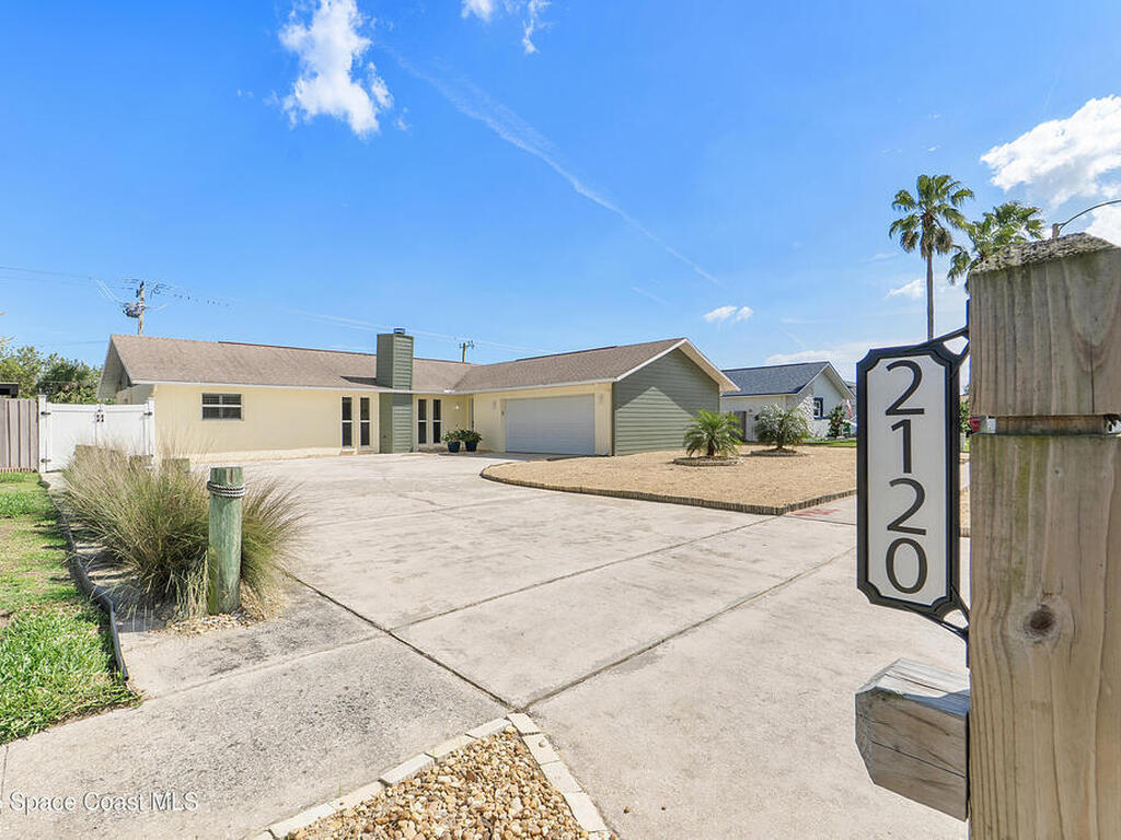 2120 Capeview Street, Merritt Island, FL 32952