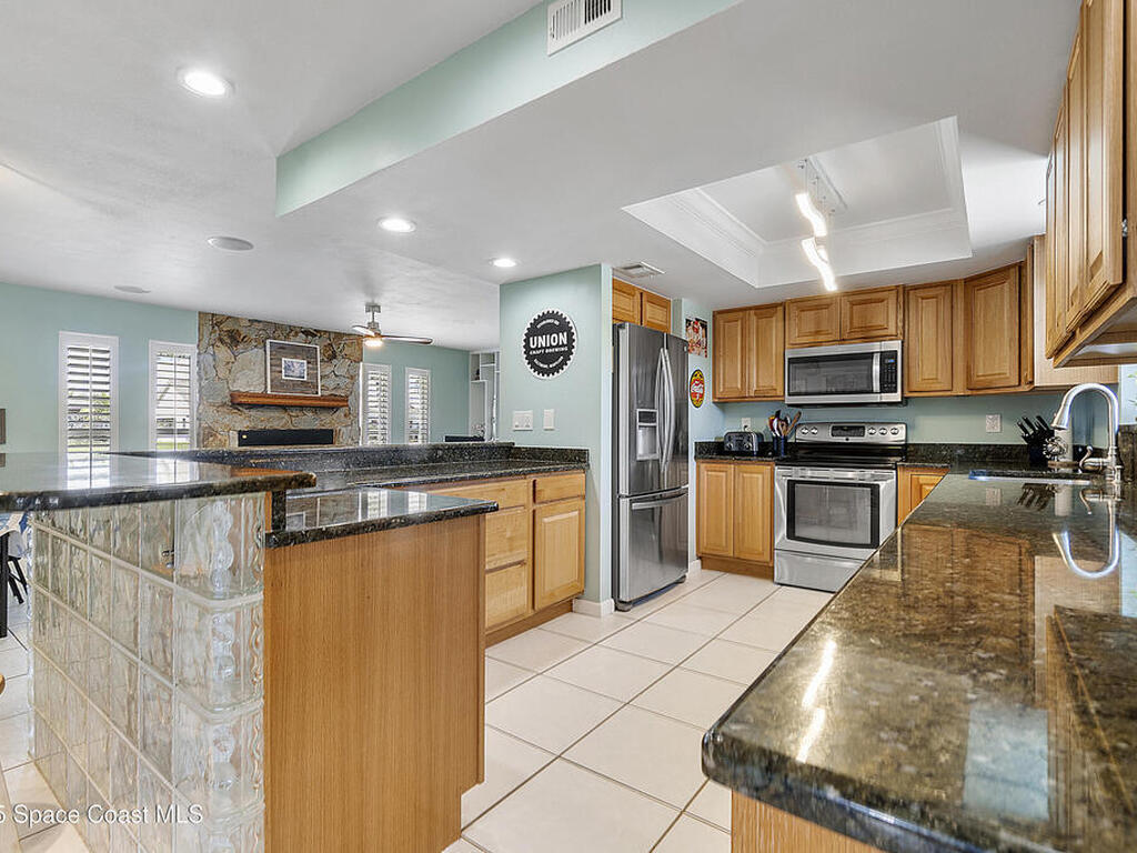 2120 Capeview Street, Merritt Island, FL 32952