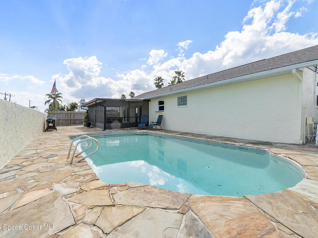 2120 Capeview Street, Merritt Island, FL 32952