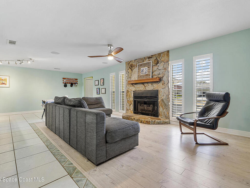 2120 Capeview Street, Merritt Island, FL 32952