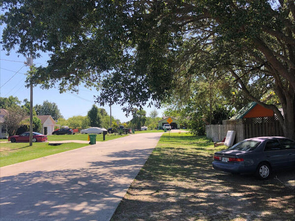3420 Kilbee Street, Mims, FL 32754