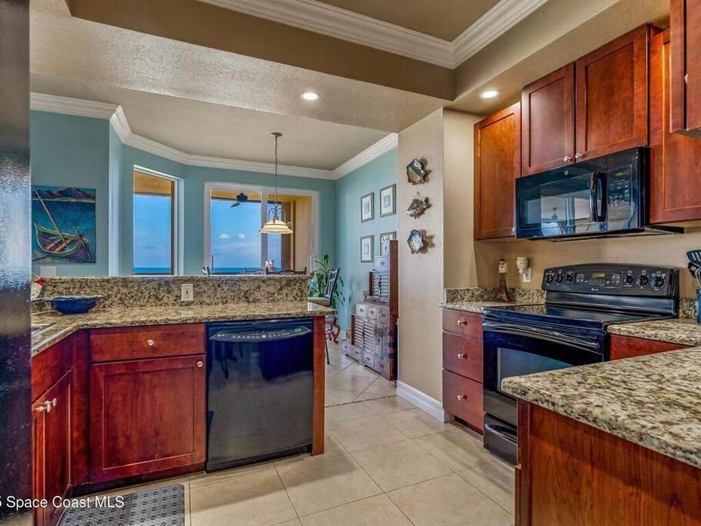 140 Warsteiner Way, Melbourne Beach, FL 32951