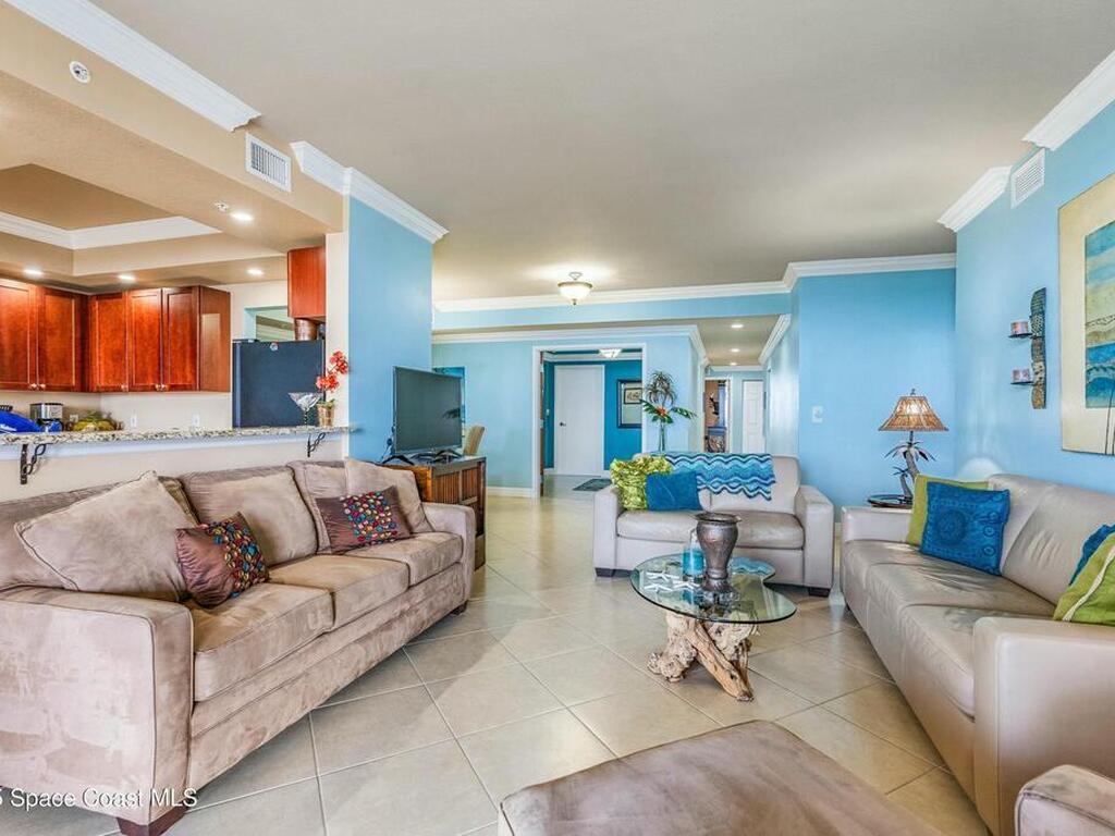 140 Warsteiner Way, Melbourne Beach, FL 32951