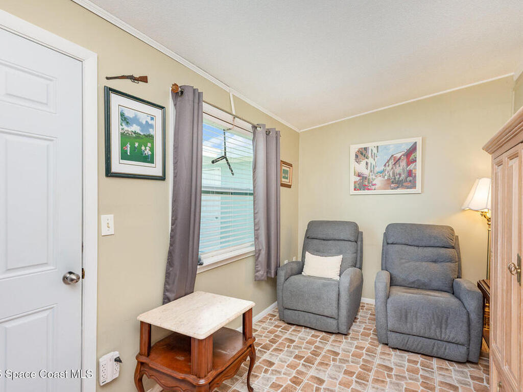 123 Roosevelt Avenue, Cocoa Beach, FL 32931