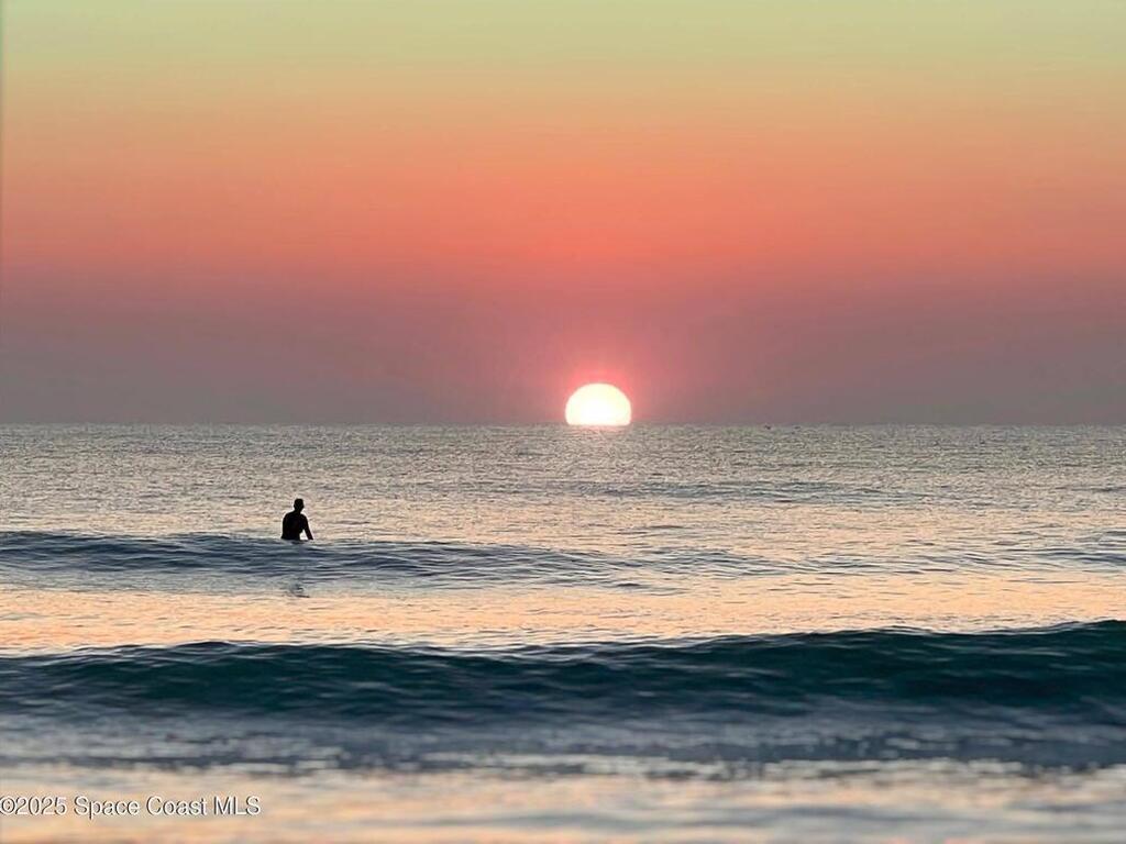 123 Roosevelt Avenue, Cocoa Beach, FL 32931