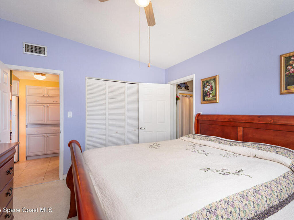 123 Roosevelt Avenue, Cocoa Beach, FL 32931