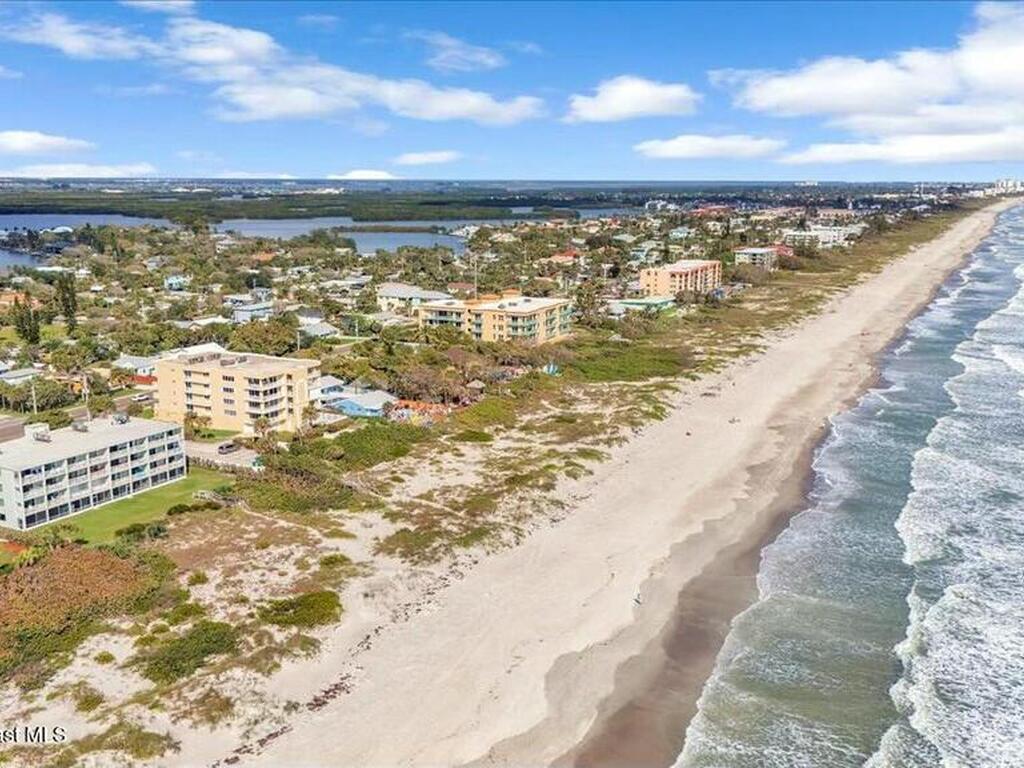 1515 S Atlantic Avenue, Cocoa Beach, FL 32931