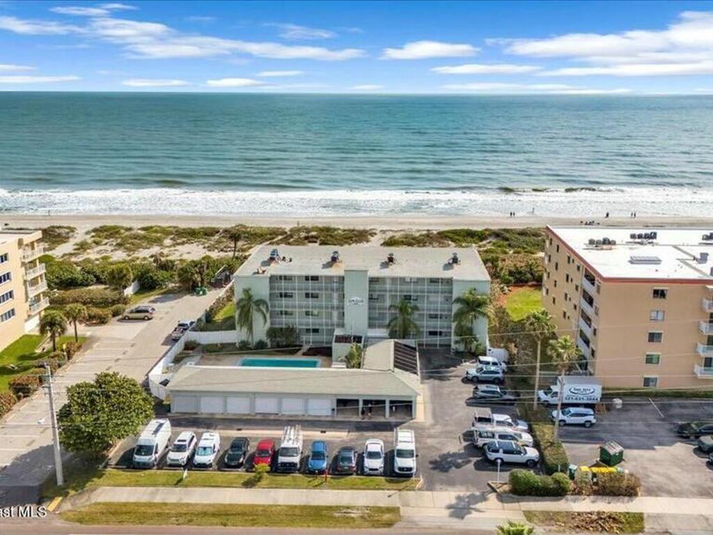 1515 S Atlantic Avenue, Cocoa Beach, FL 32931