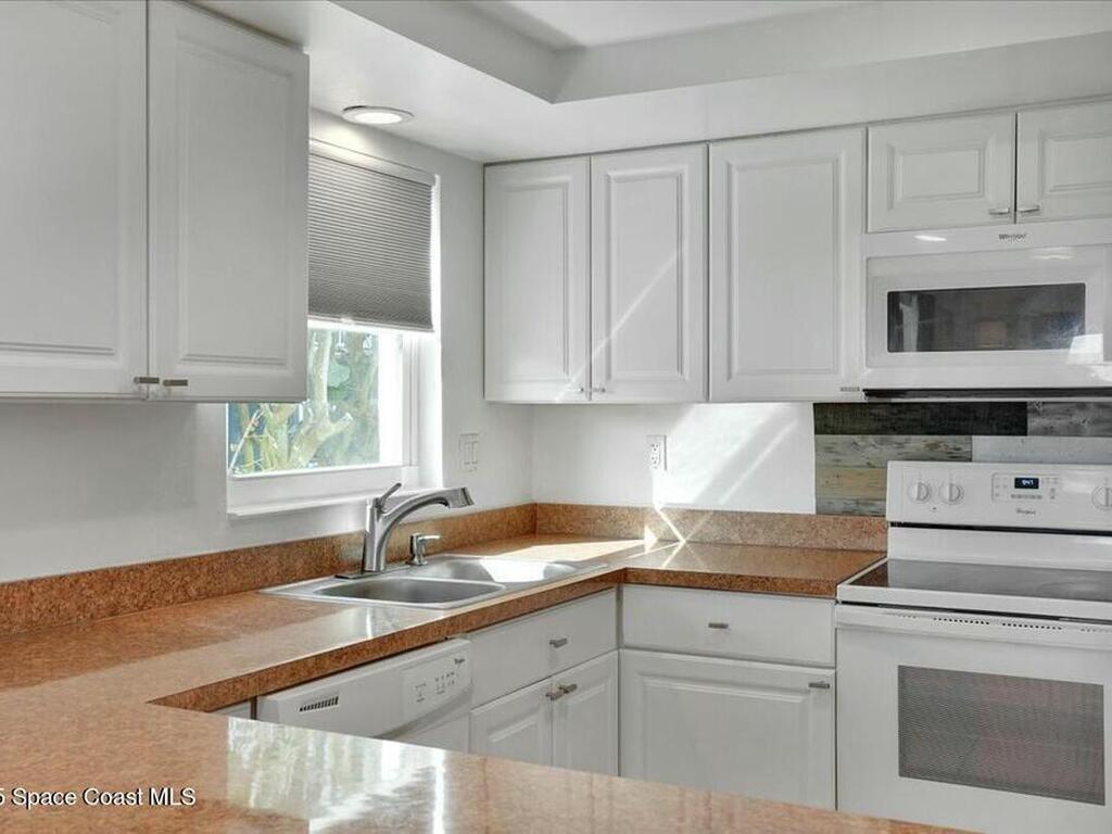 1515 S Atlantic Avenue, Cocoa Beach, FL 32931