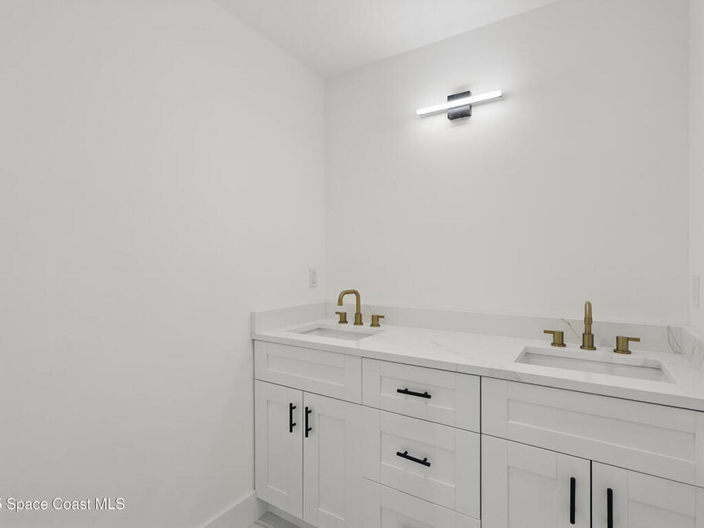 498 Golden Dove Avenue, Palm Bay, FL 32907