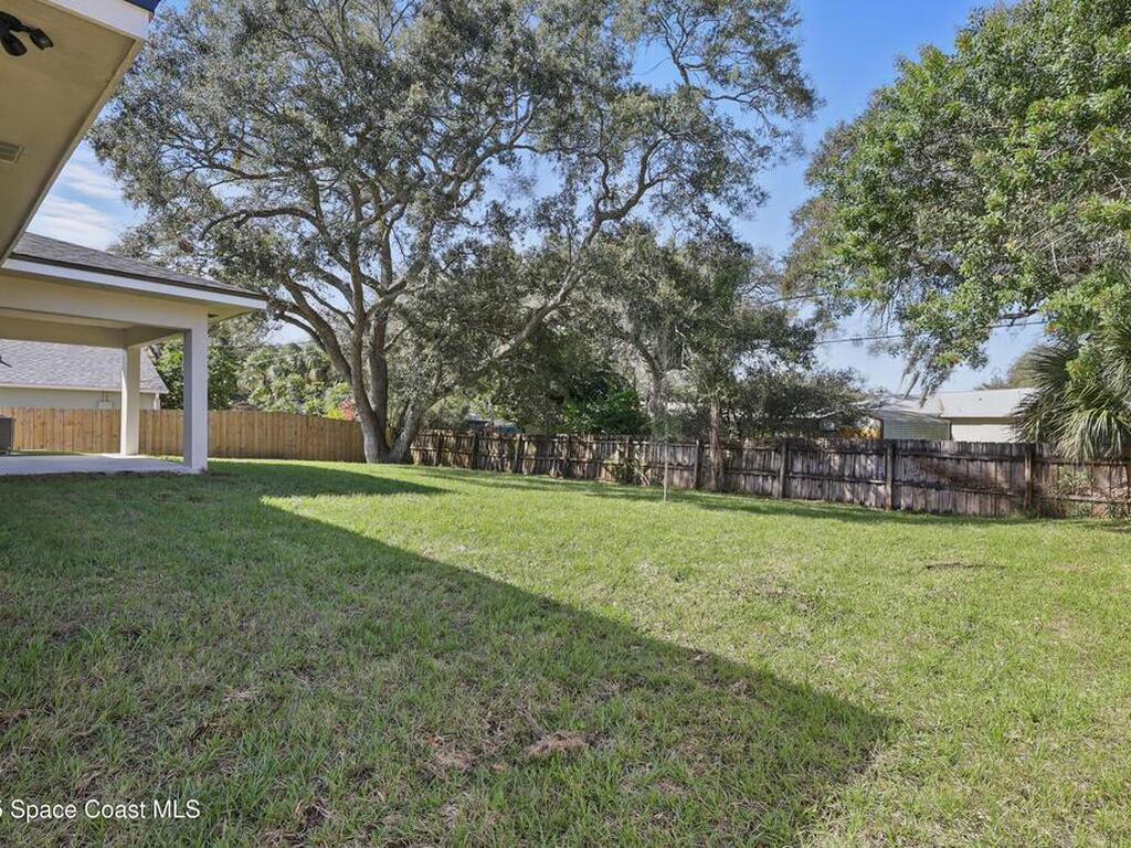 498 Golden Dove Avenue, Palm Bay, FL 32907