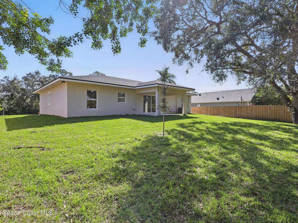 498 Golden Dove Avenue, Palm Bay, FL 32907