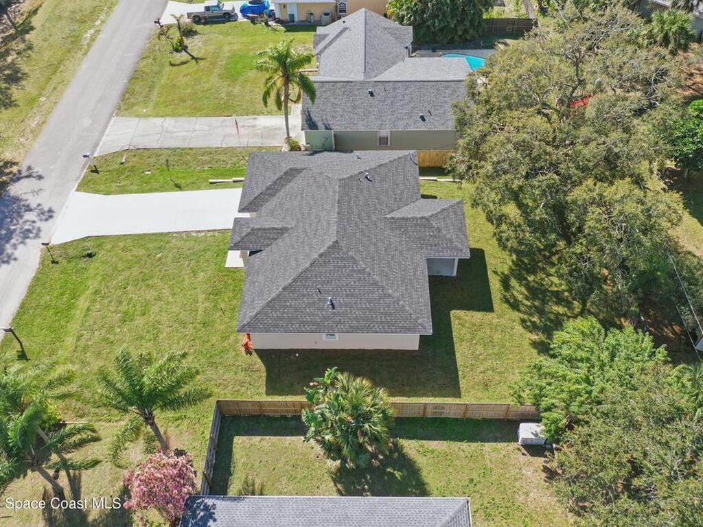 498 Golden Dove Avenue, Palm Bay, FL 32907