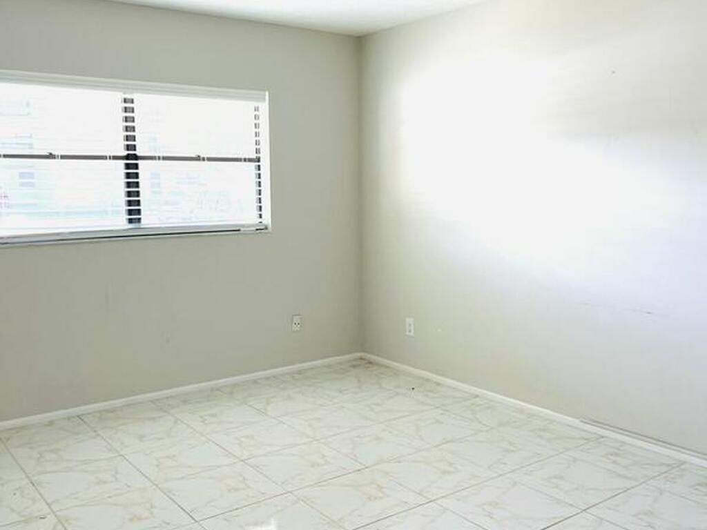 305 Tangle Run Boulevard, Suntree, FL 32940