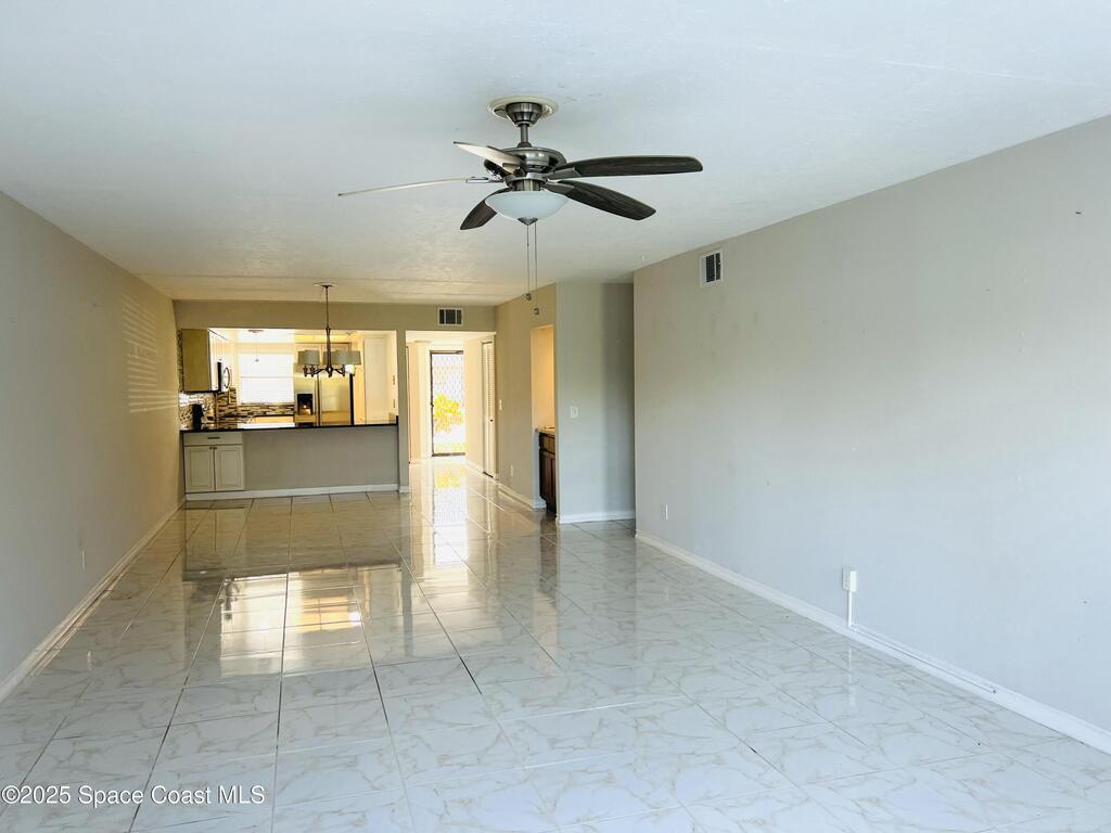 305 Tangle Run Boulevard, Suntree, FL 32940