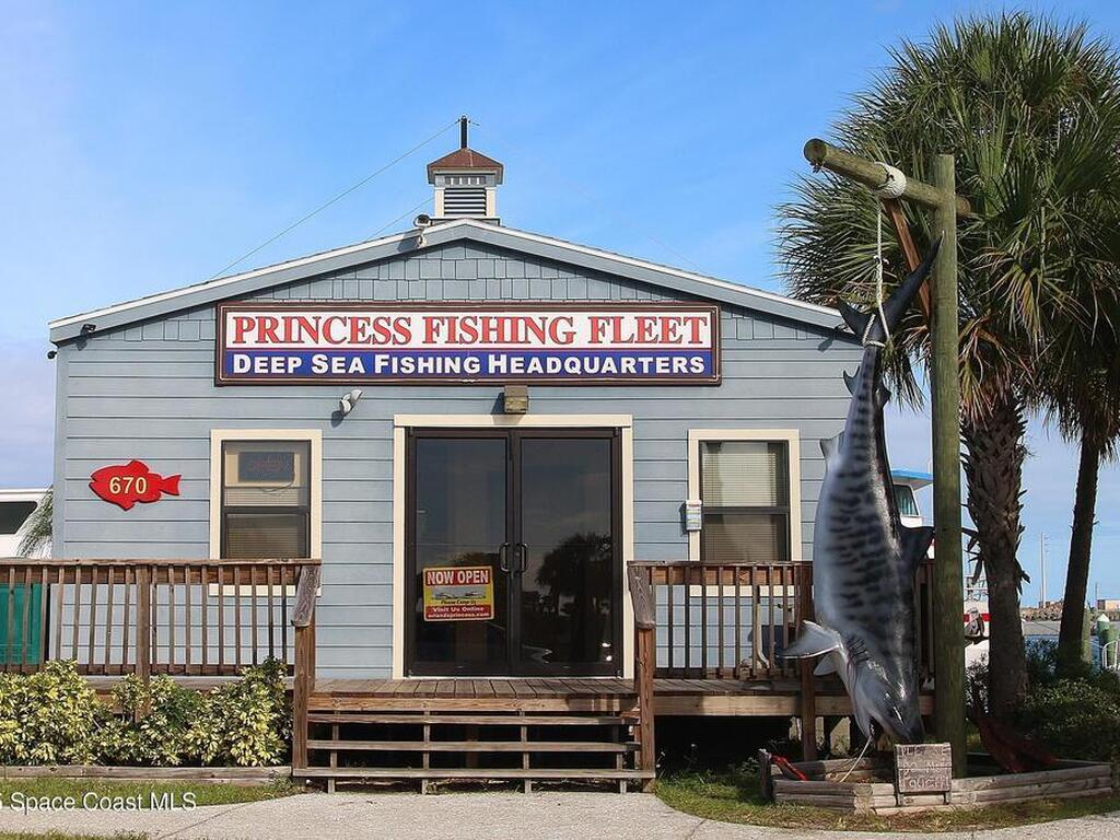 241 S Brevard Avenue, Cocoa Beach, FL 32931