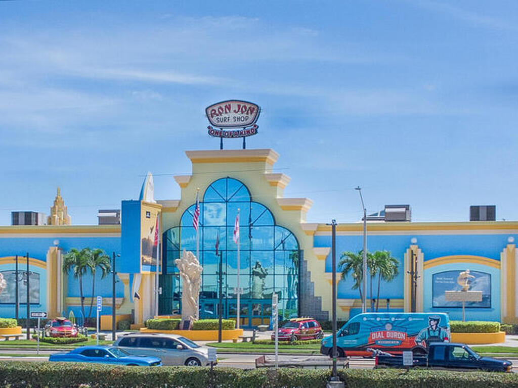 241 S Brevard Avenue, Cocoa Beach, FL 32931