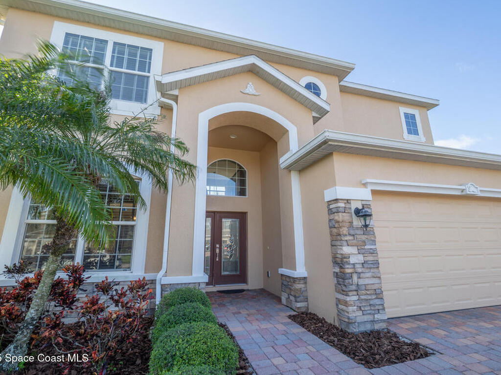 3857 Hollisten Circle, Melbourne, FL 32940