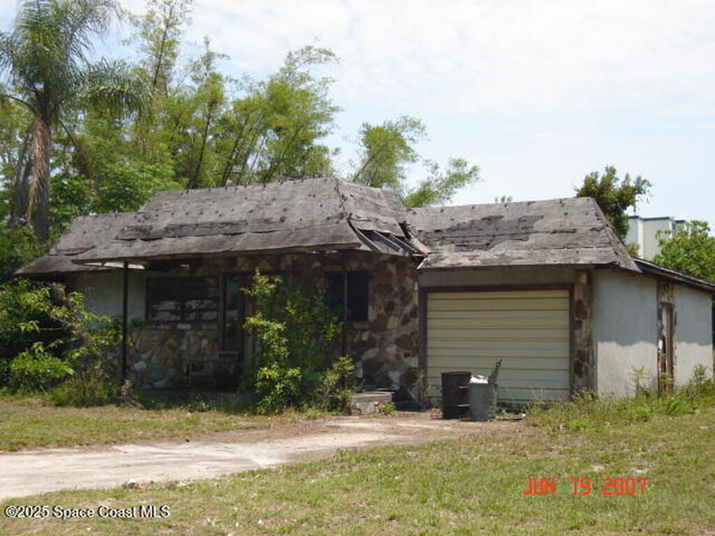 1523 Clear Lake Court, Cocoa, FL 32922