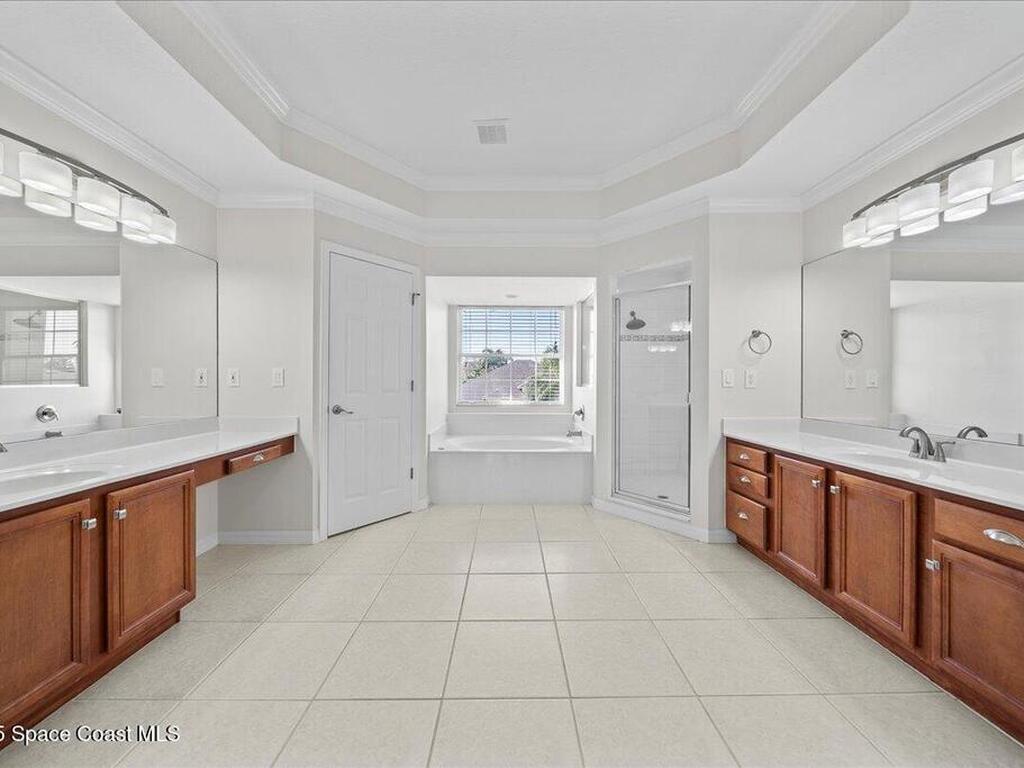 2560 Summer Brook Street, Melbourne, FL 32940