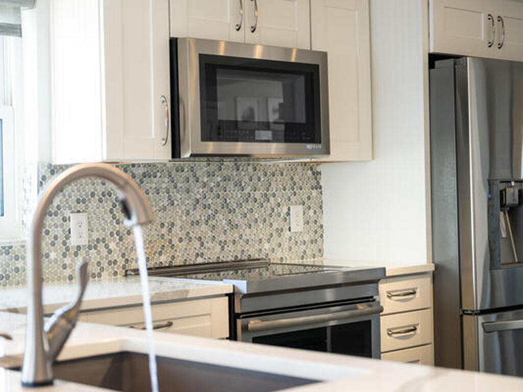 581 Highway A1A, Satellite Beach, FL 32937
