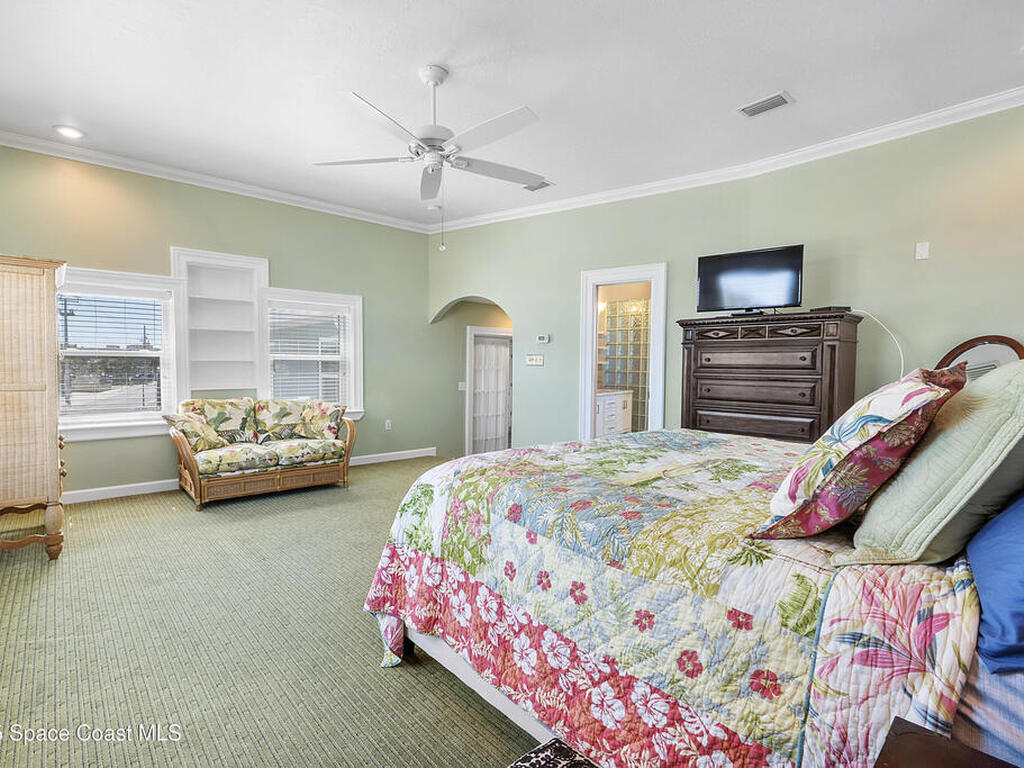 7709 Ridgewood Avenue, Cape Canaveral, FL 32920