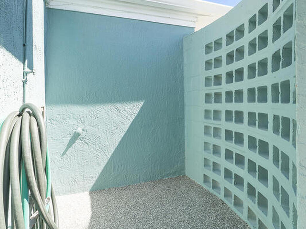 7709 Ridgewood Avenue, Cape Canaveral, FL 32920