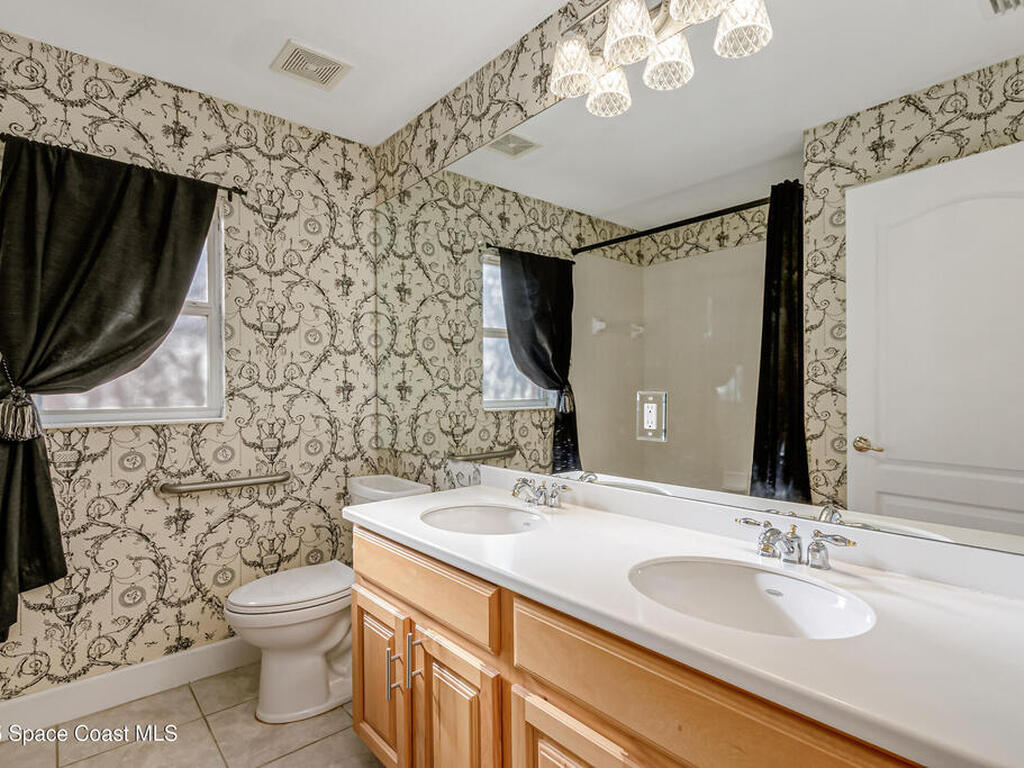 3181 Camberly Circle, Melbourne, FL 32940