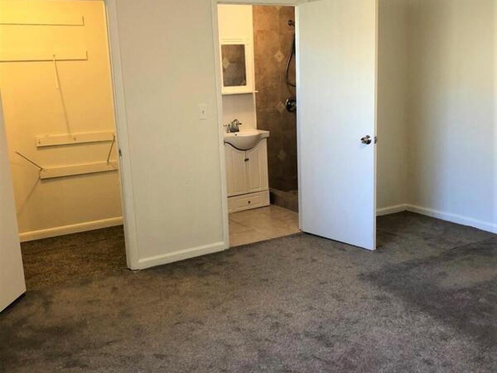 1460 Cunningham Avenue, Merritt Island, FL 32952