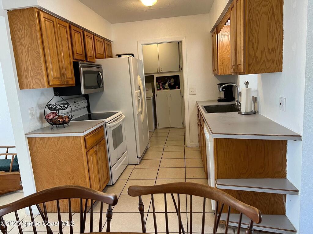 1460 Cunningham Avenue, Merritt Island, FL 32952