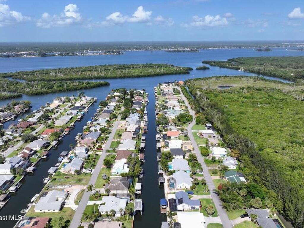 351 Nikomas Way, Melbourne Beach, FL 32951