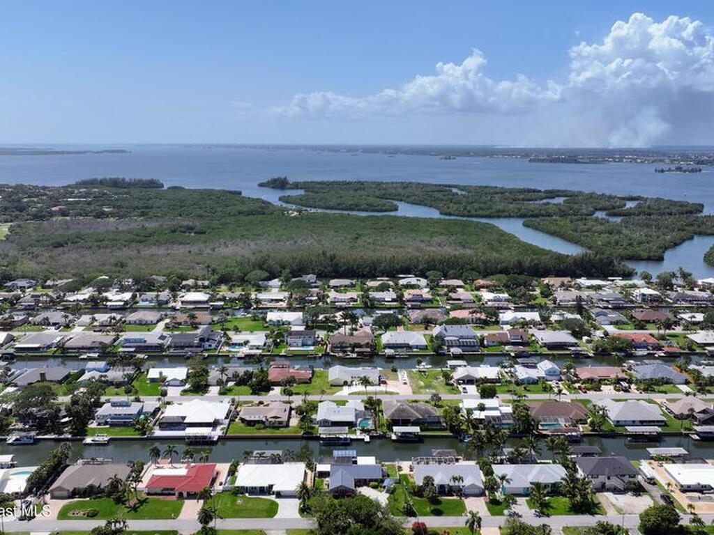 351 Nikomas Way, Melbourne Beach, FL 32951
