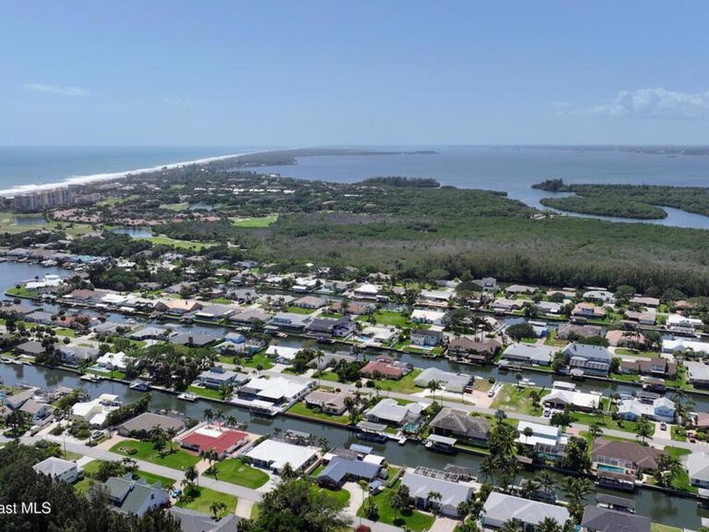 351 Nikomas Way, Melbourne Beach, FL 32951