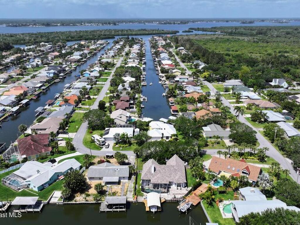 351 Nikomas Way, Melbourne Beach, FL 32951