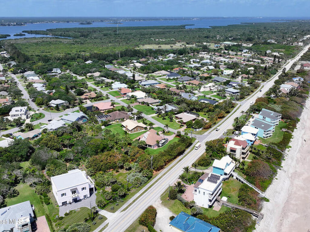 351 Nikomas Way, Melbourne Beach, FL 32951